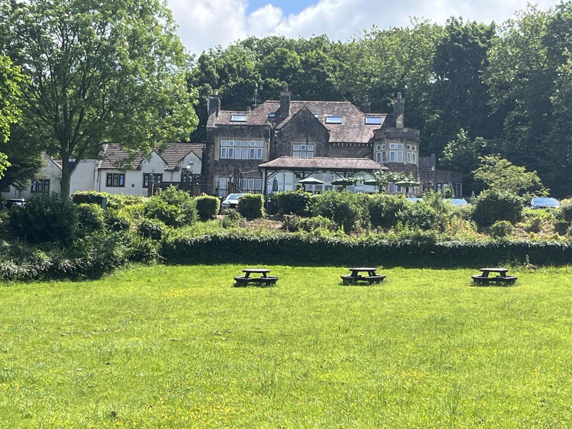 Sidcot Arms Hotel Winscombe Exterior photo